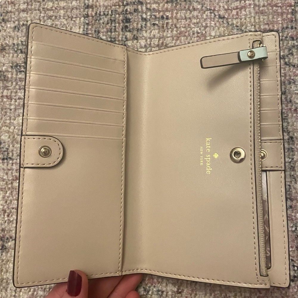 Kate Spade Wallet - Picture 3 of 10